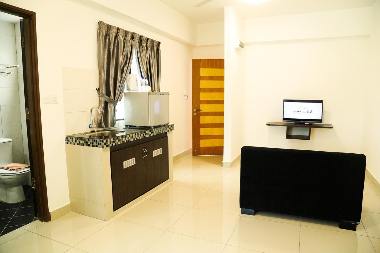 40m2 1 slaapkamer, 1 privé badkamer Appartement in Lumut Buitenkant foto