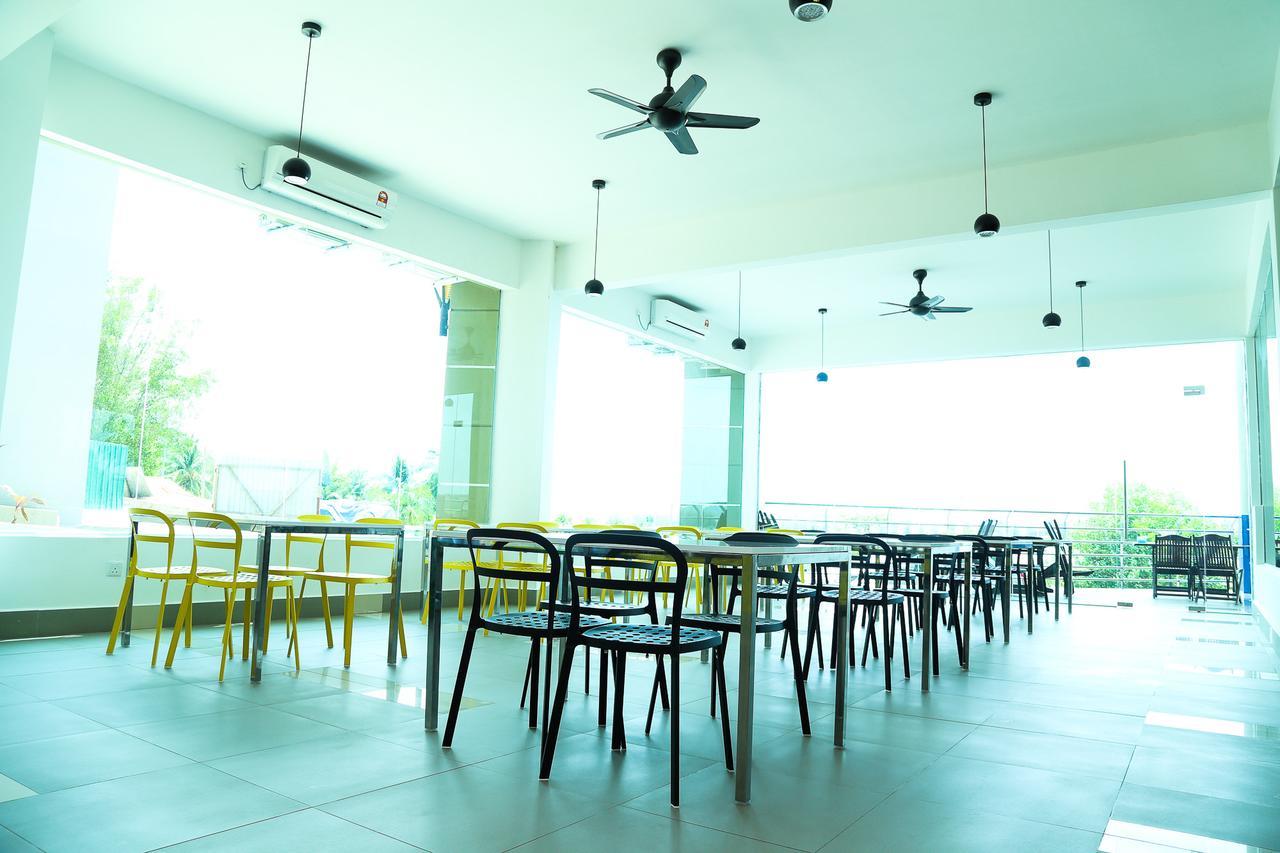 40m2 1 slaapkamer, 1 privé badkamer Appartement in Lumut Buitenkant foto
