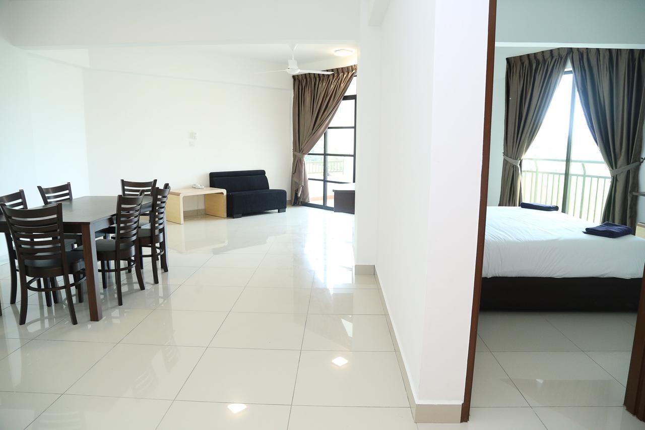 40m2 1 slaapkamer, 1 privé badkamer Appartement in Lumut Buitenkant foto